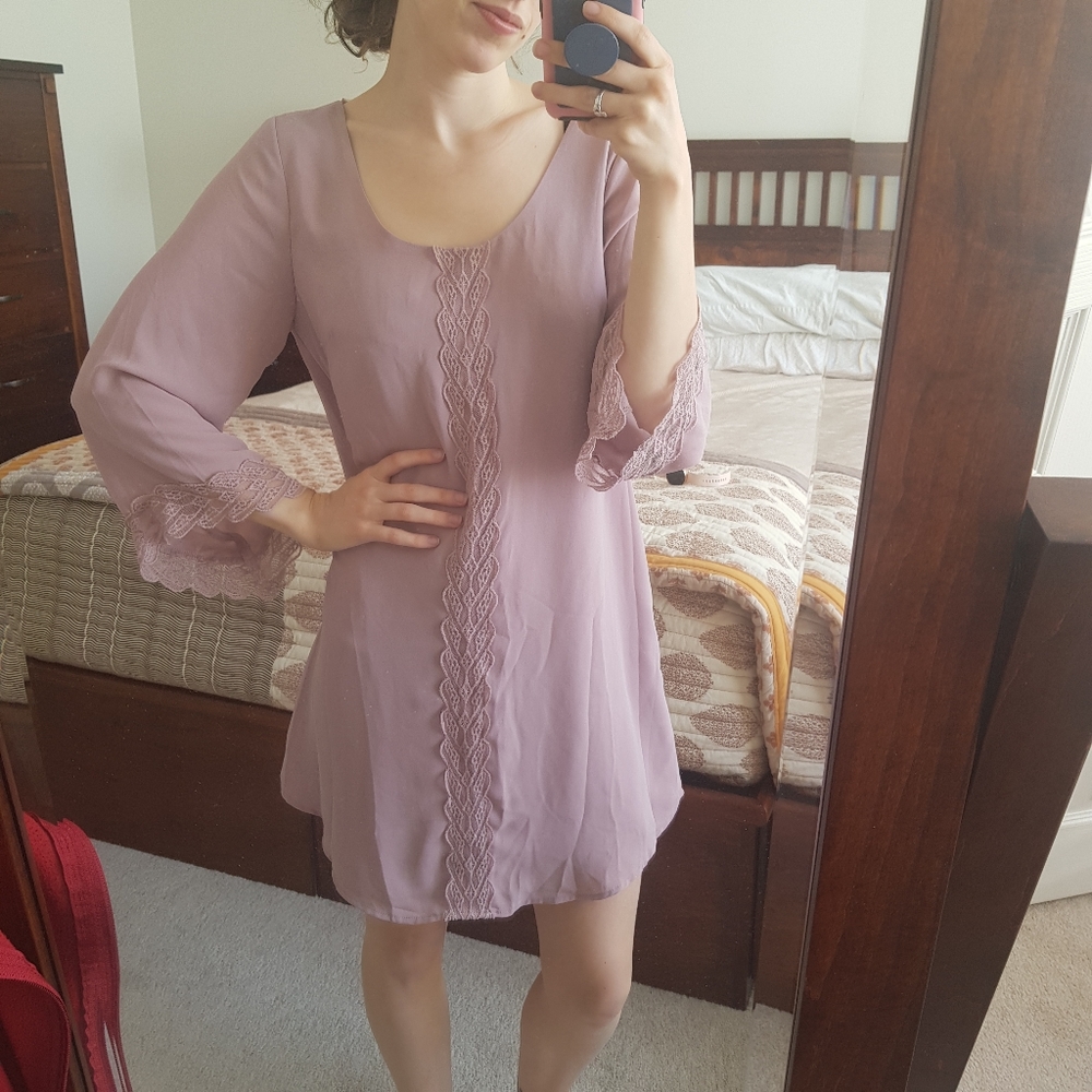 Astr The Label Lace Trim Shift Dress